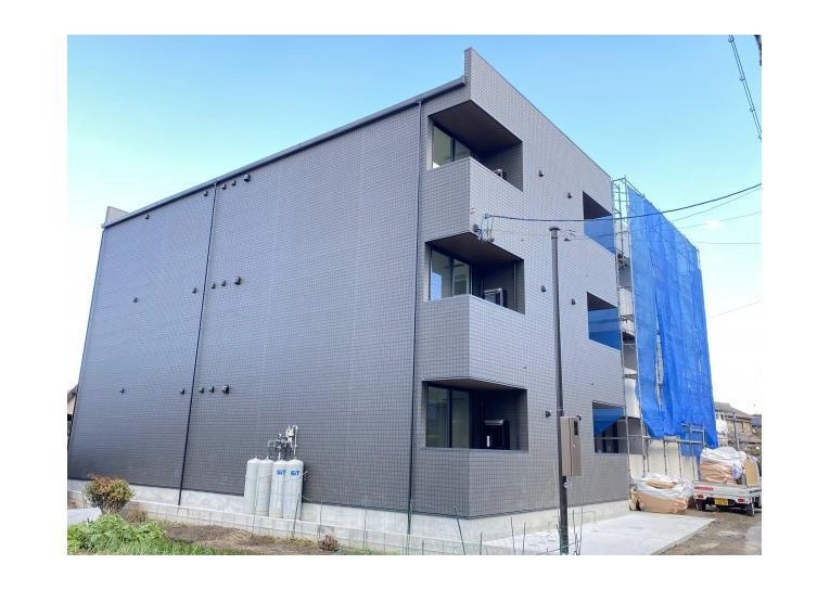 Warren takayokosukaⅠの外観