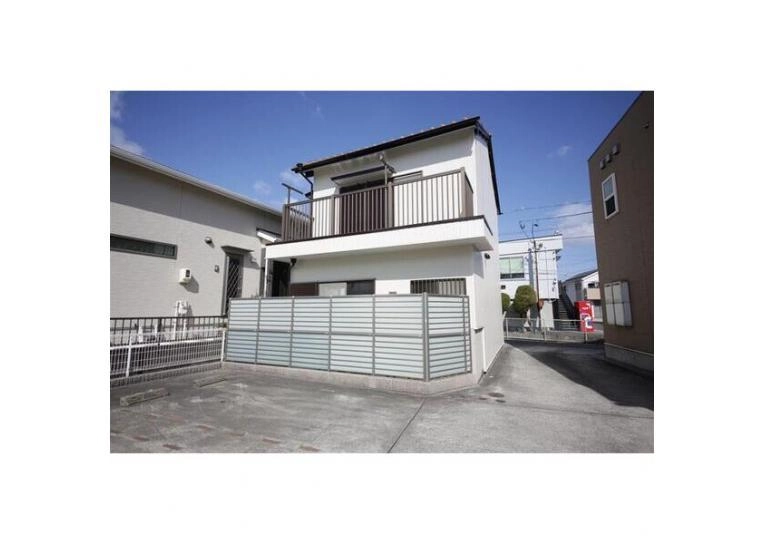 富木島町前田面貸家の外観