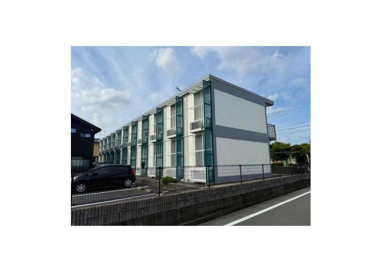 レオパレス西中根公園の外観