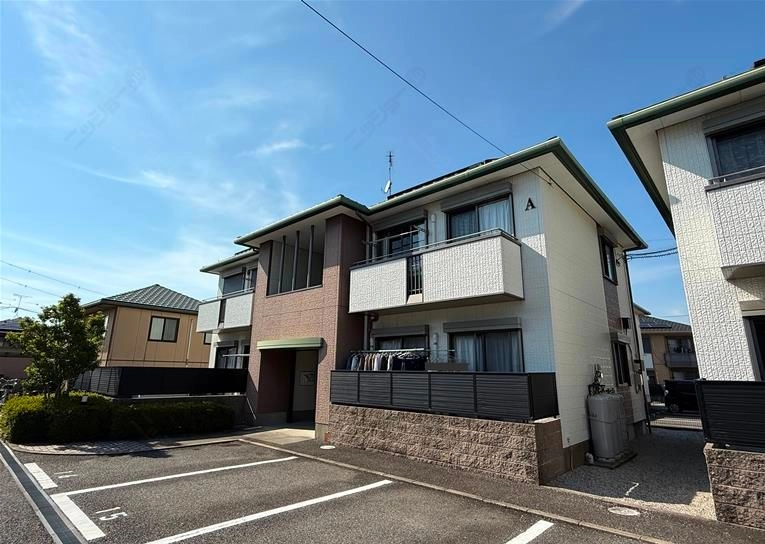 ベルパーク丸山Ａ棟の外観