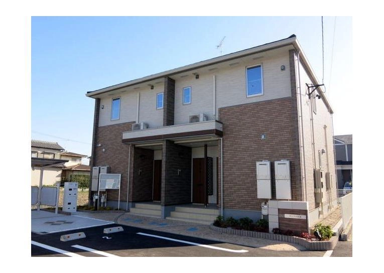 サンプラスⅢの外観