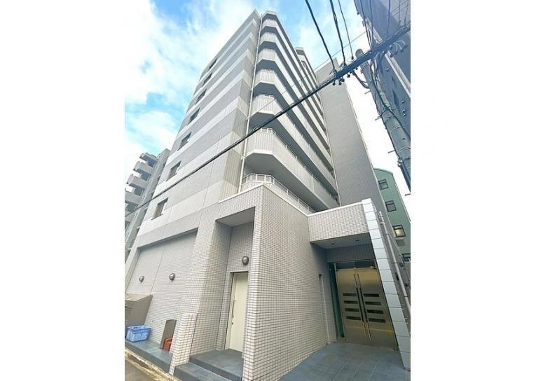 マ  リオン城西の外観