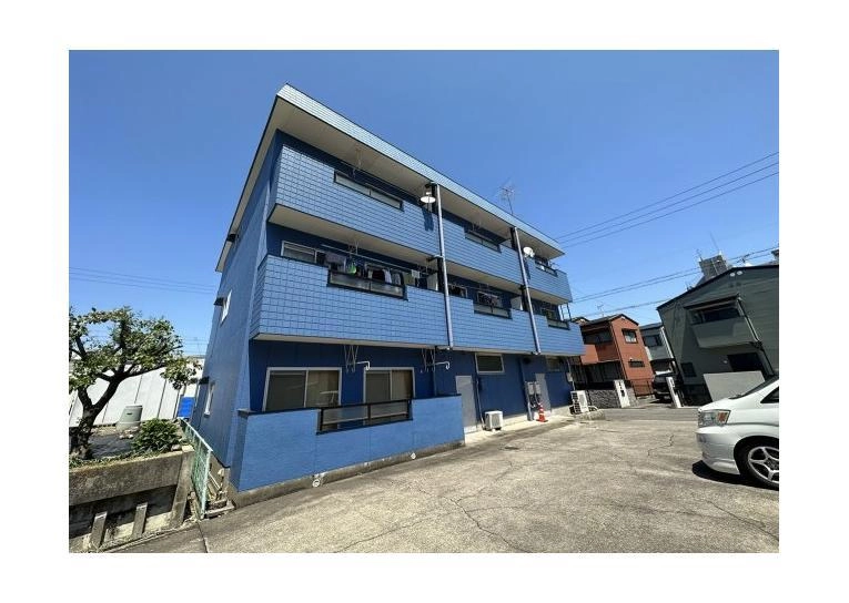 セントラルハイツの外観