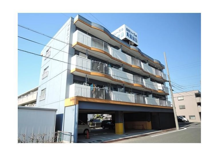 鳥山ハイツ 301の外観