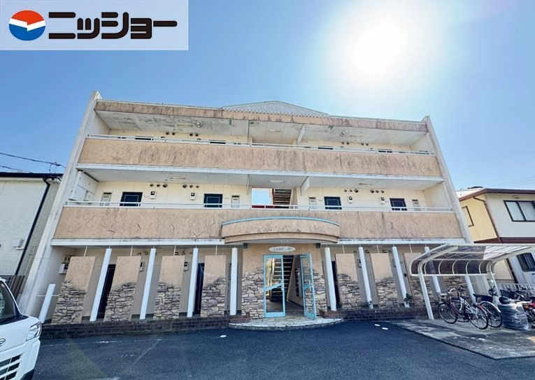 シャルムパレの外観