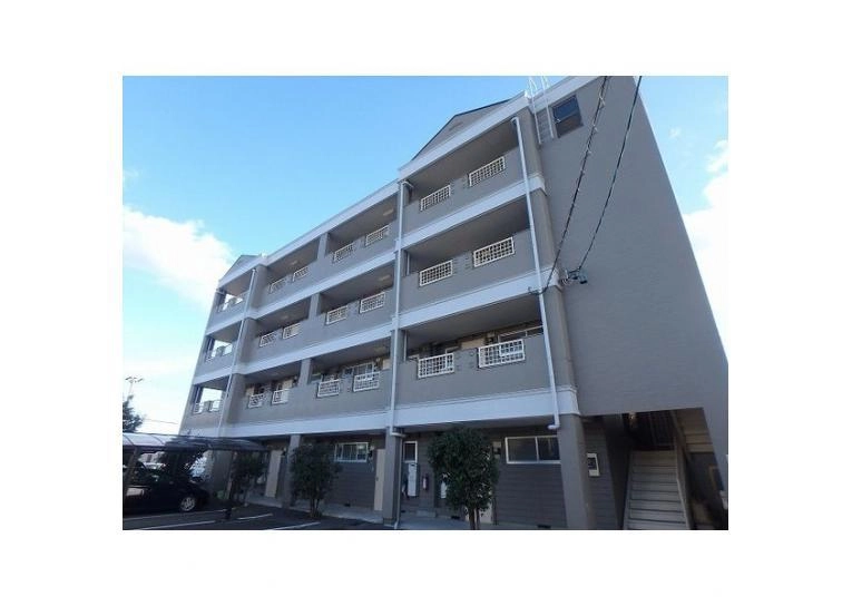 レジデントリバティの外観