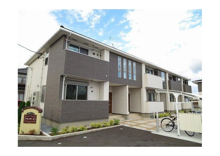 アドラブールの外観