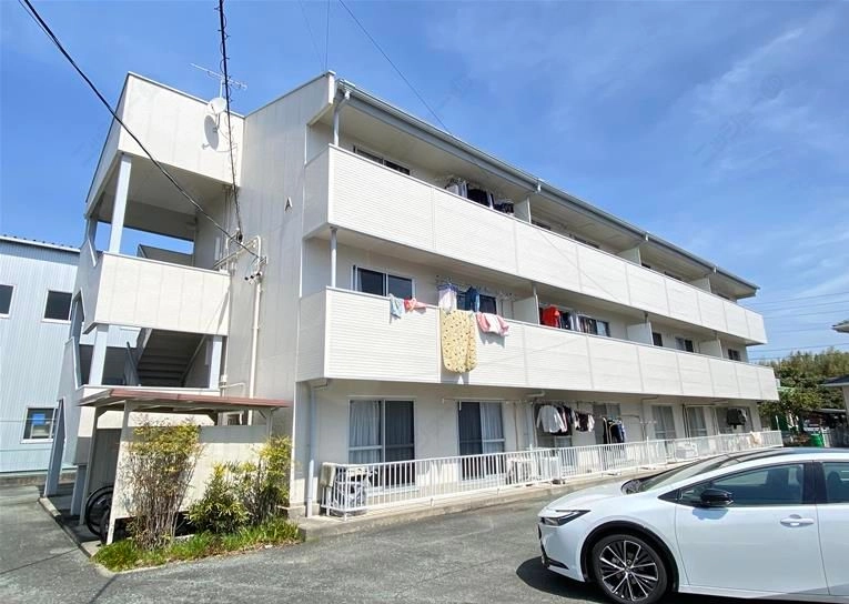 メゾンモンテソレイユの外観