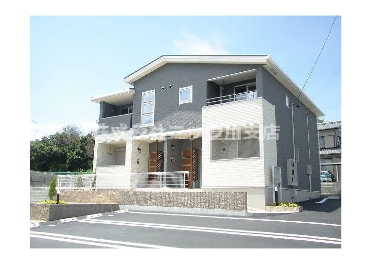 ＢＢ　Ｌｉｅｎ　Ⅱの外観