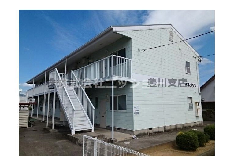 ベルメゾンの外観