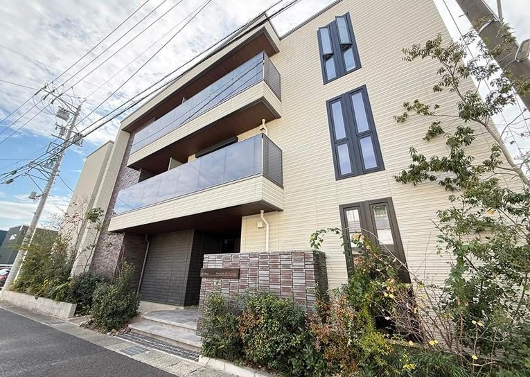 メゾン　ド　ユミールの外観