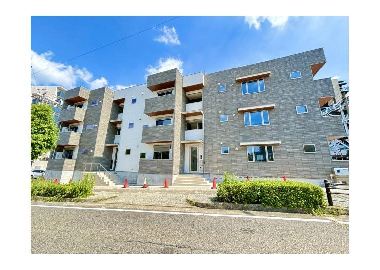 Cedre桜木町(セドール)の外観