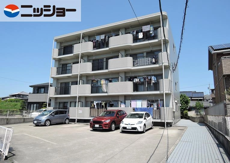 ニュータウン天白の外観