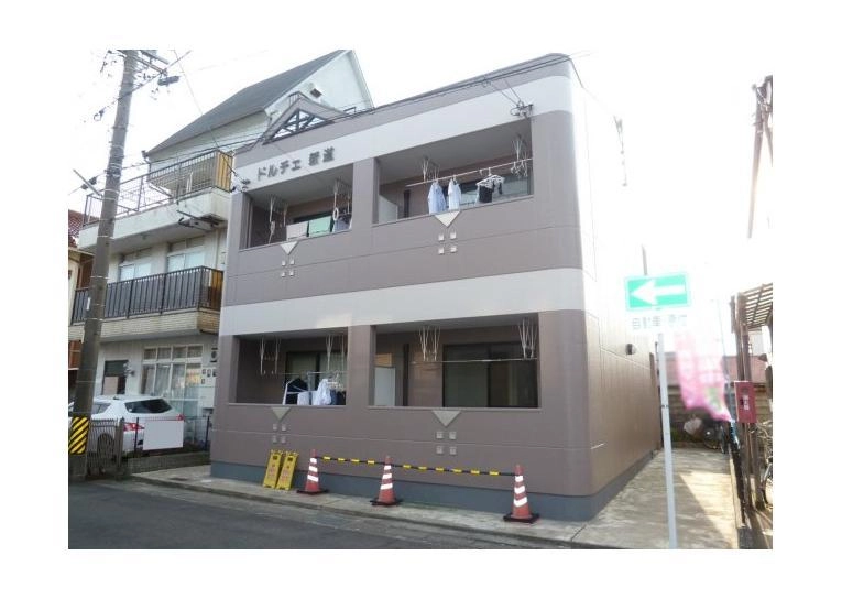 ドルチェ新道の外観