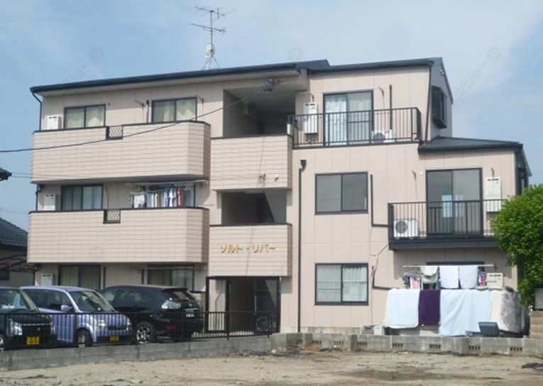 ソルトリバーの外観