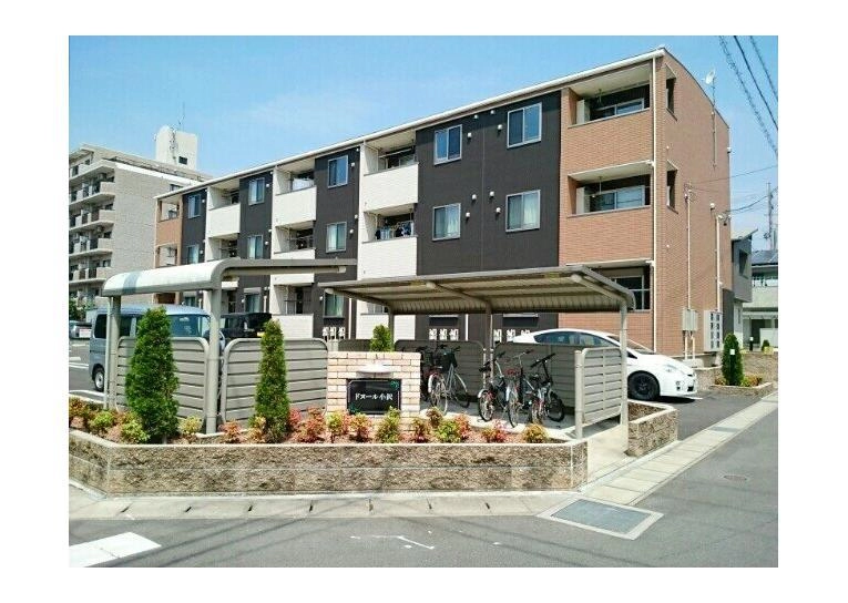 ドヌール小沢の外観