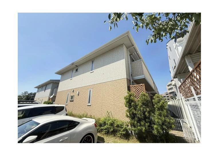 八事ガーデンの外観