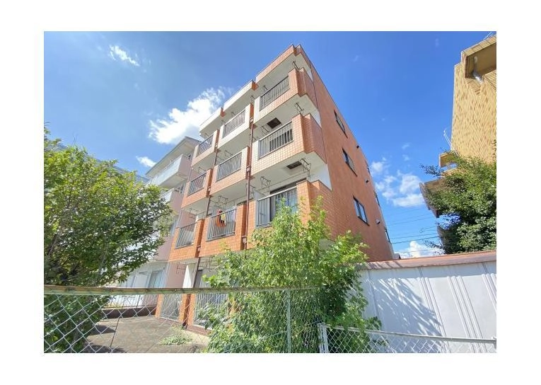 ハイツ浅井の外観