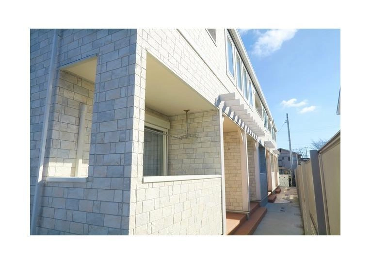 コンソラータの外観