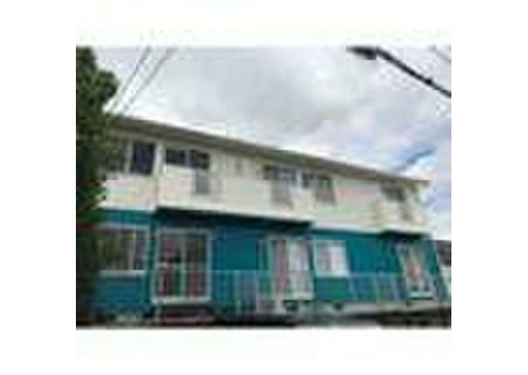 グローリィ桜ケ丘の外観