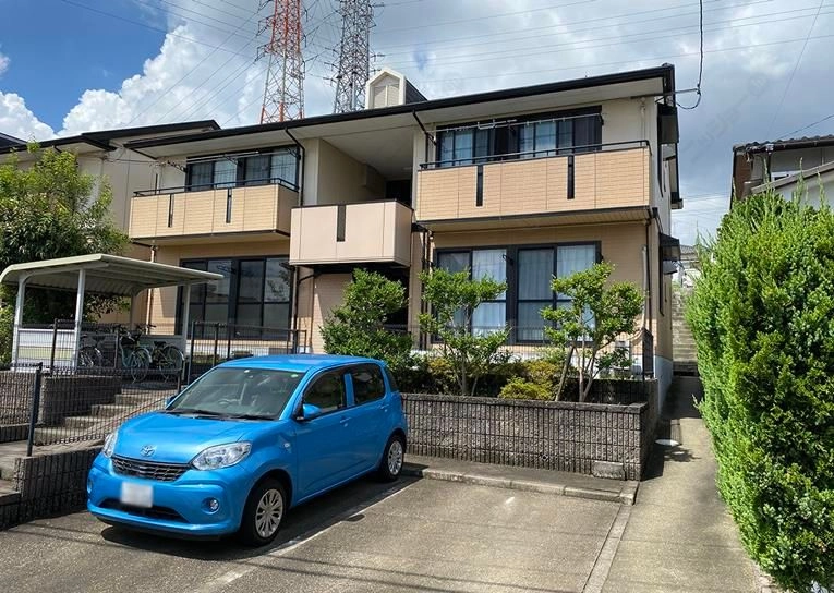 レザンフィールド　Ａ棟の外観