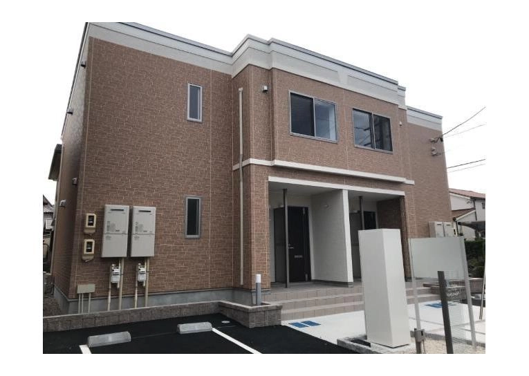 ジョン・ベールの外観