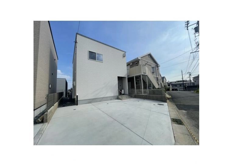 アベ  ニール【西川町貸家】A棟の外観