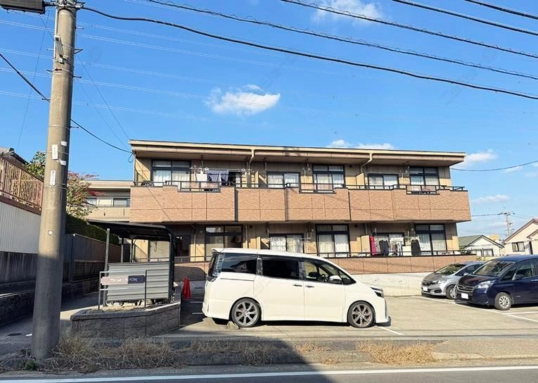 クレール スズキの外観