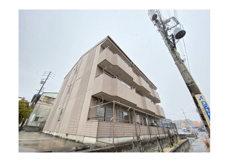 外観写真 ※写真は同型モデルの場合もございます