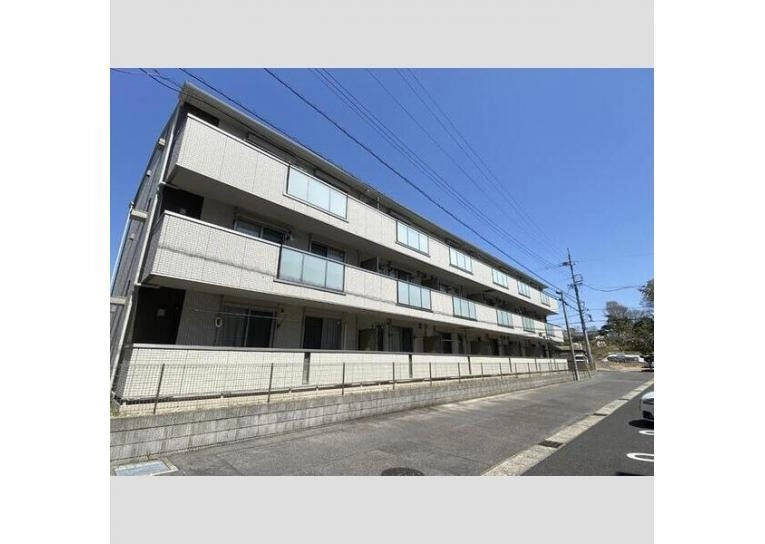 クリア　ト ゥレスAの外観