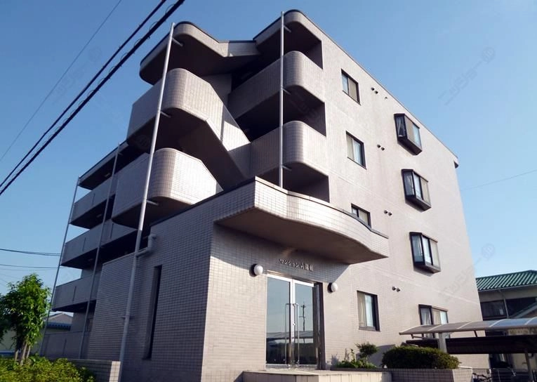 マンション山陽館の外観