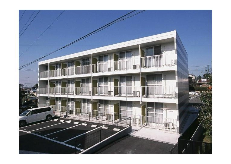 レオパレスドリーム２１の外観