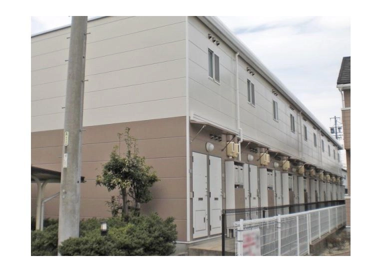 レオパレス寶山の外観