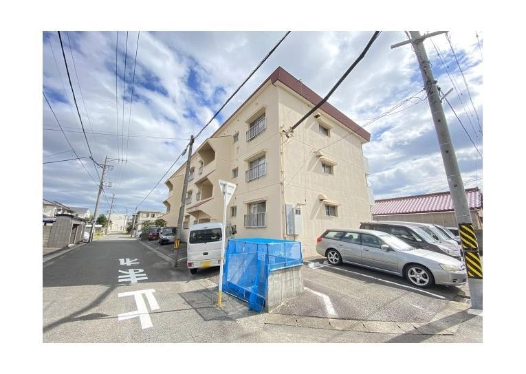 マメゾン八勝の外観