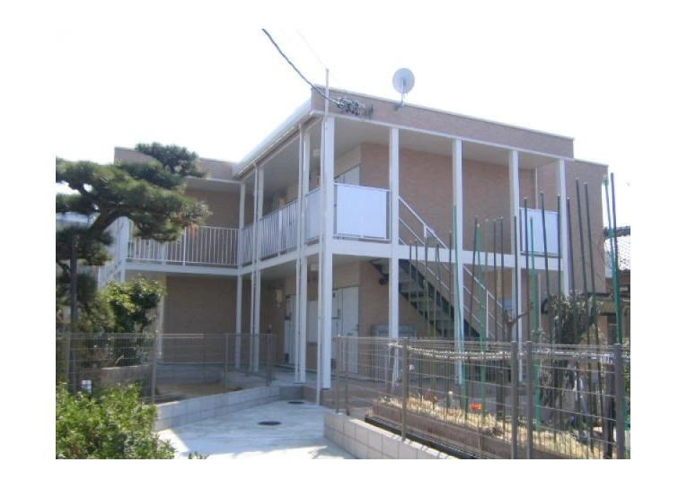 レオパレストゥー　ル　モンドⅡの外観