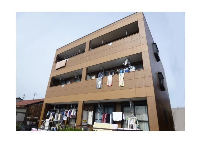 ウィング富士Ａの外観