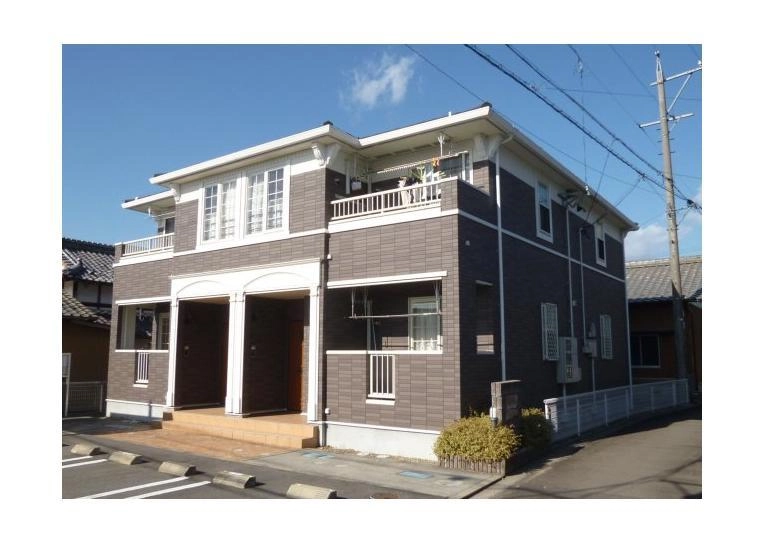 ネオ　フリーデの外観