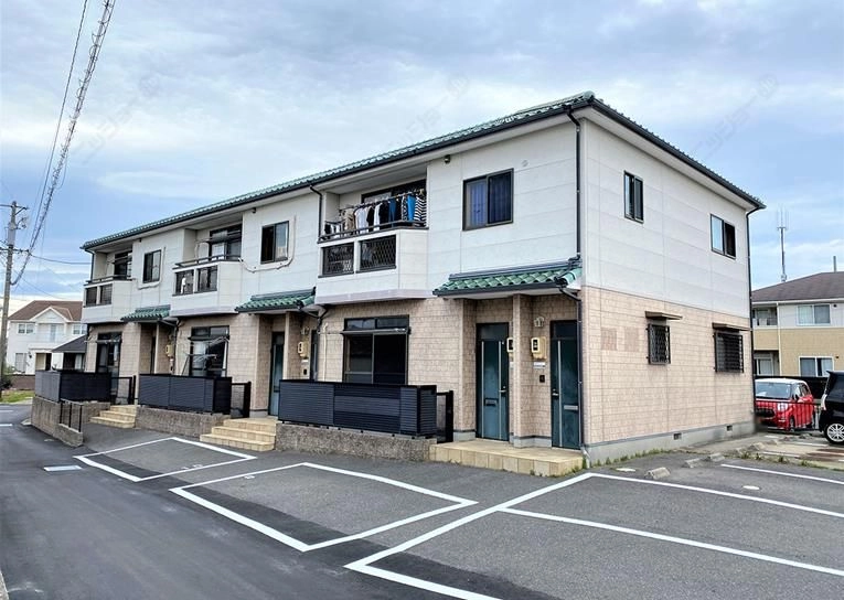 メイプルタウン小林の外観