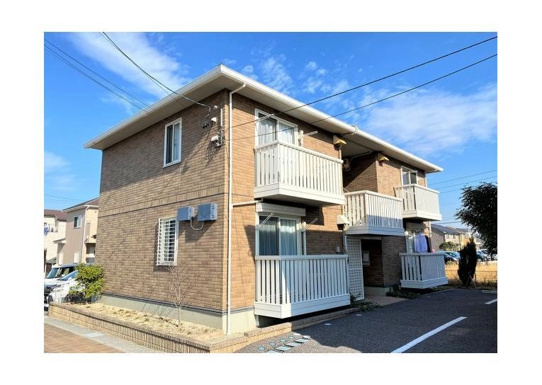 ファミール森西　Aの外観