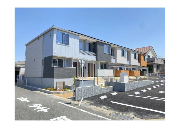 フィオーレ新知の外観