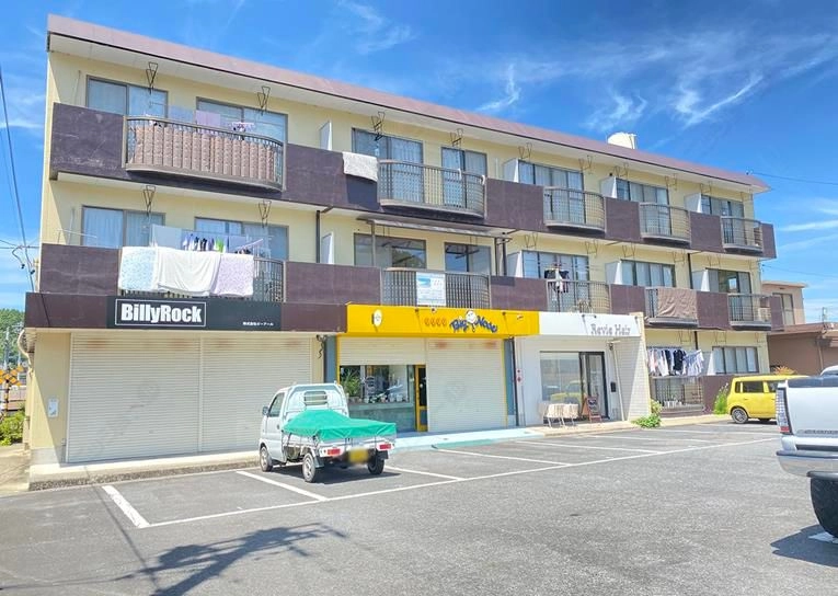 サンフラッツ富士の外観