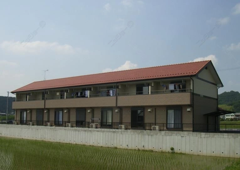 メープルグランの外観