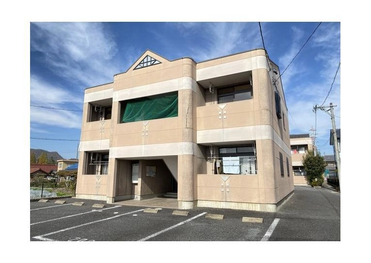 グランブルー２番館の外観