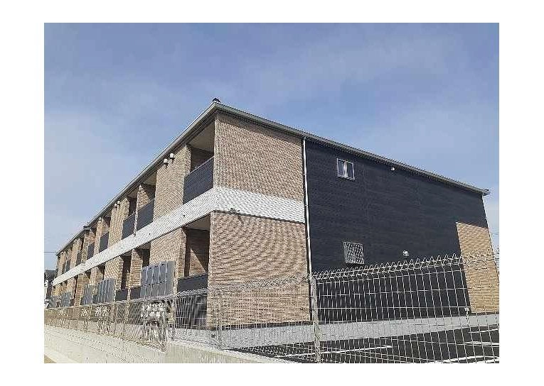 グランドール花の木　　イーストの外観