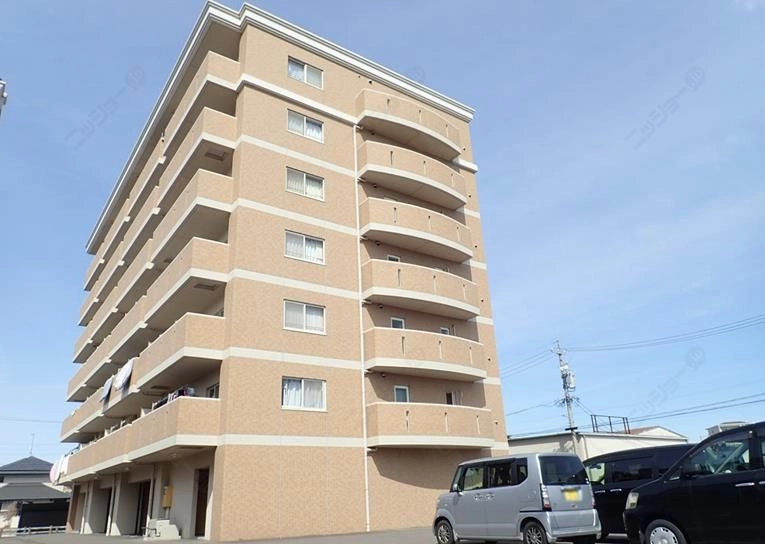 レジデンスタツミ二番館の外観