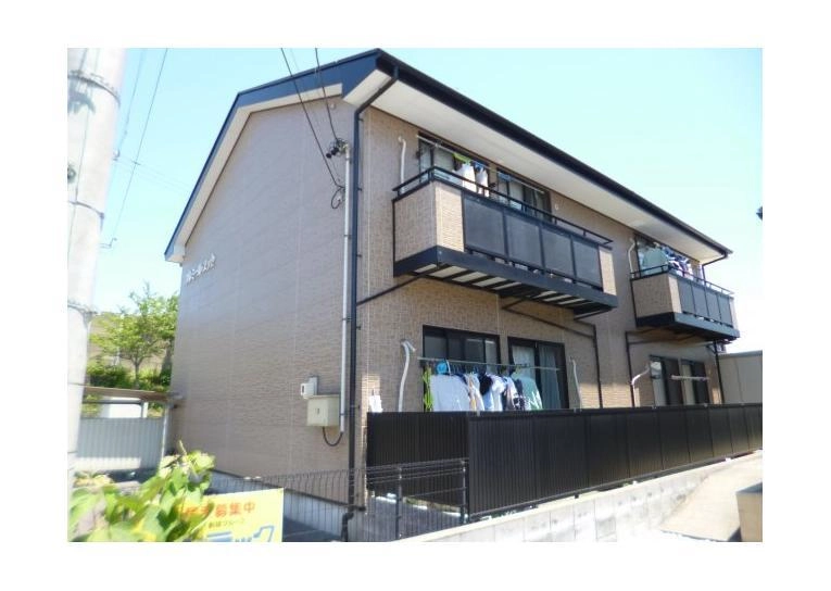 プレミール・エッセの外観