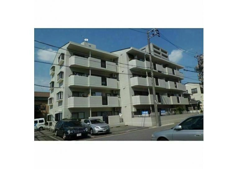 ホワイトレジデンス筒井の外観