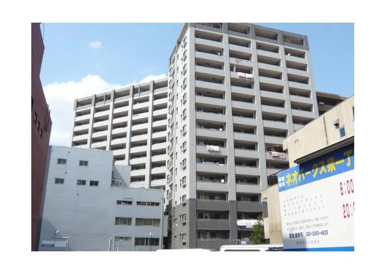 レジディア泉の外観