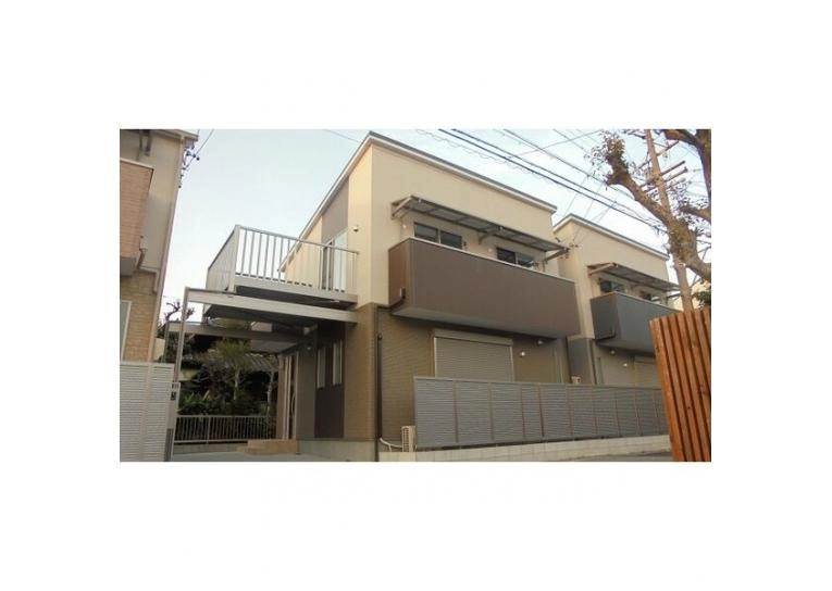 フィオーレ米野B棟の外観