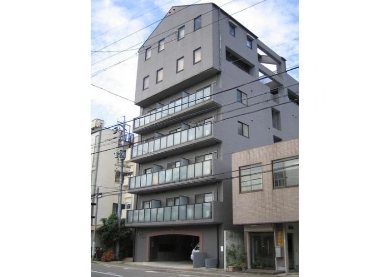 AZUR　TORIIの外観